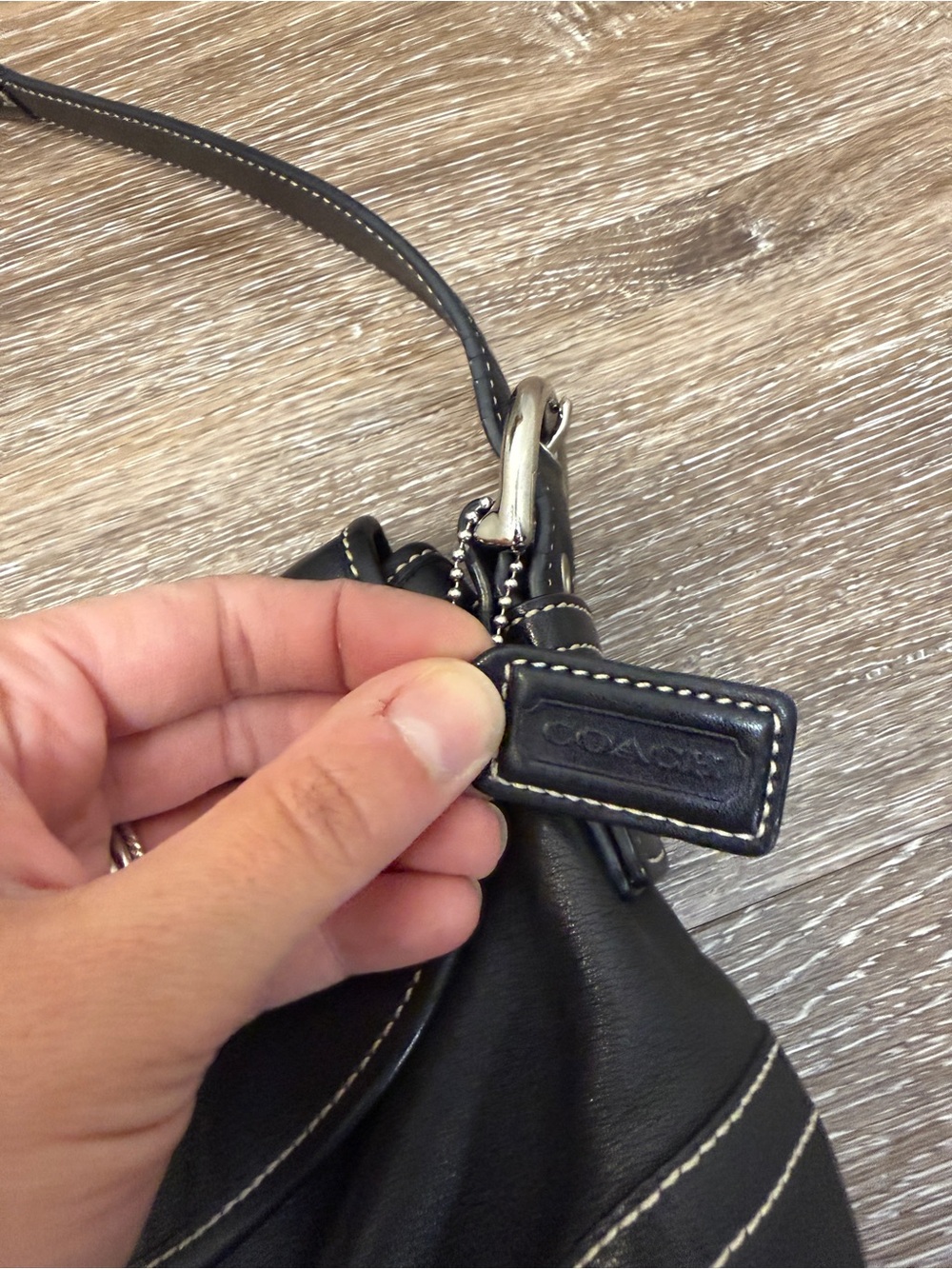 Vintage Coach SoHo Black Leather Flap Shoulder Bag - Gem